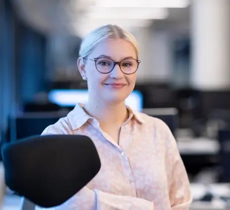 When does an Estonian company have to appoint a contact person?