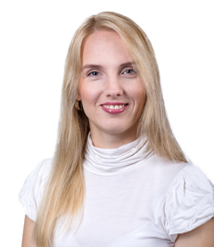 Liis Aaviku